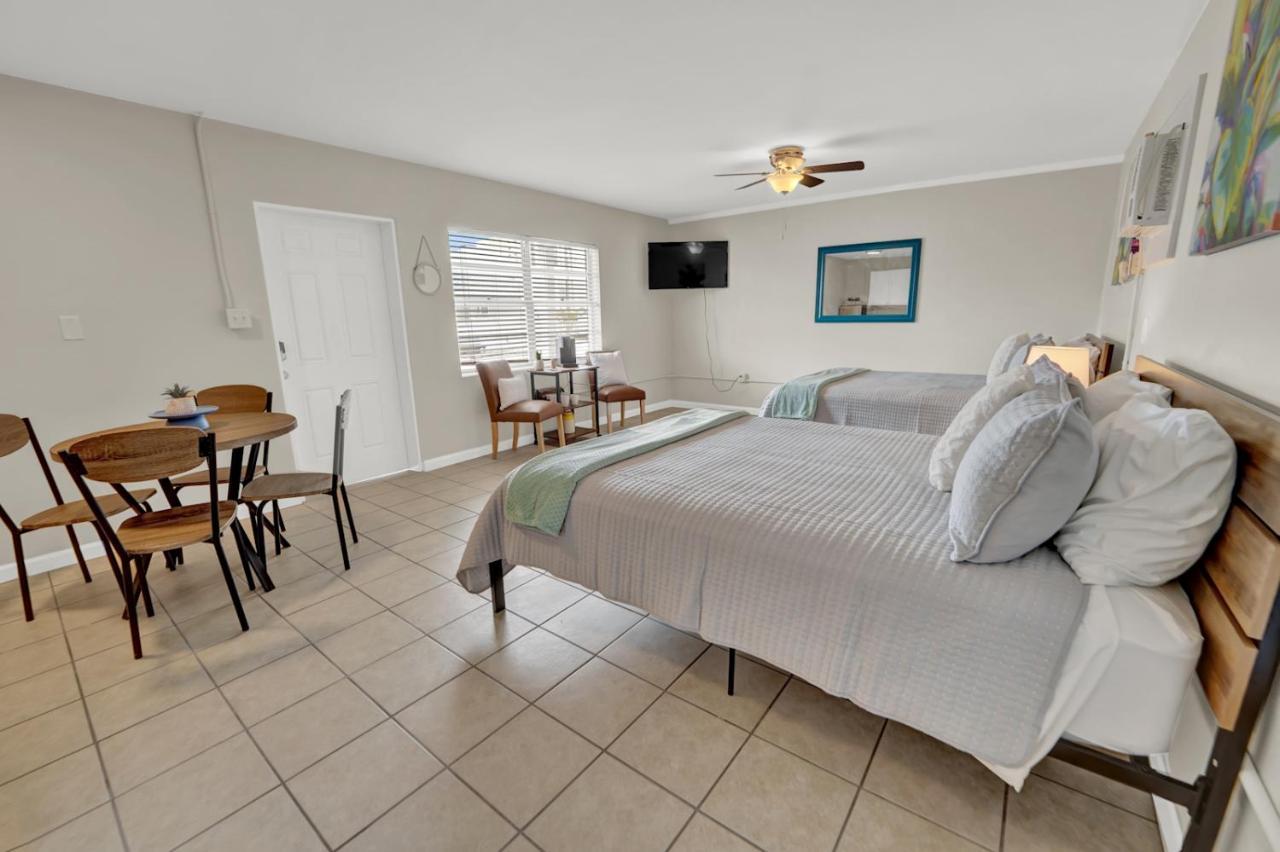 Sea Foam Suites Lower Grand Lagoon 외부 사진